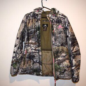 Women's Mossy Oak‎ Camouflage Coat with Pink Accents